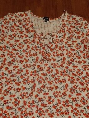 ✅$7 Add On Justify Pink Floral Lace-Up V-Neck Blouse Sz XL
